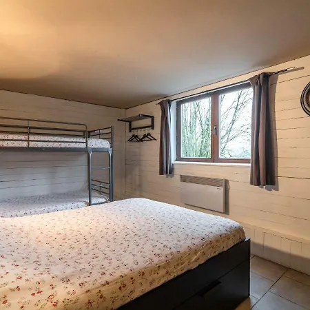 Modern Chalet With Sauna Near Forest In Ardennes בקתה *