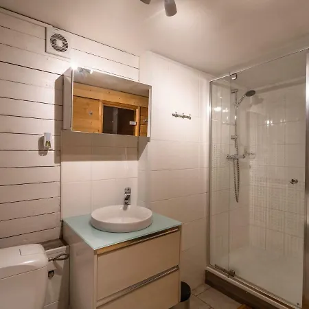 בקתה Modern Chalet With Sauna Near Forest In Ardennes